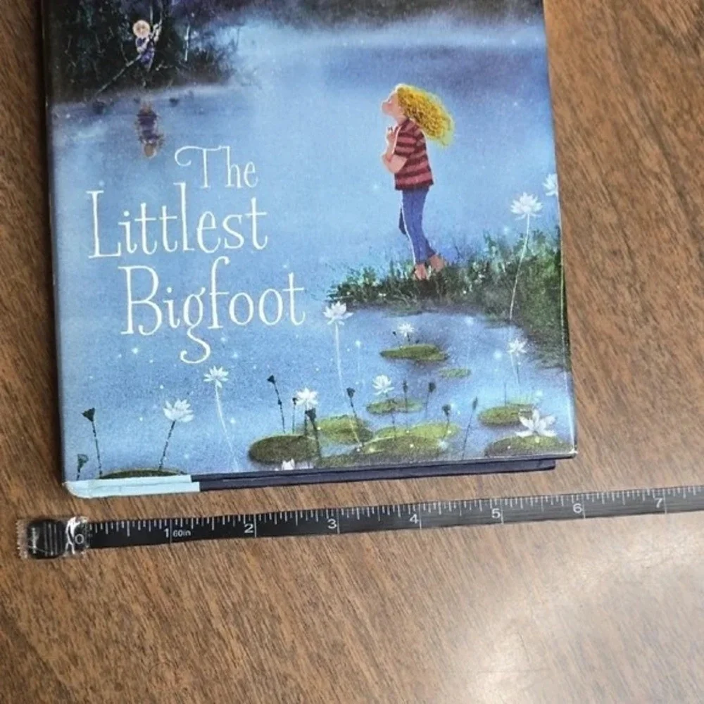 The Littlest Bigfoot by Jennifer Weiner‎ - Hardcover